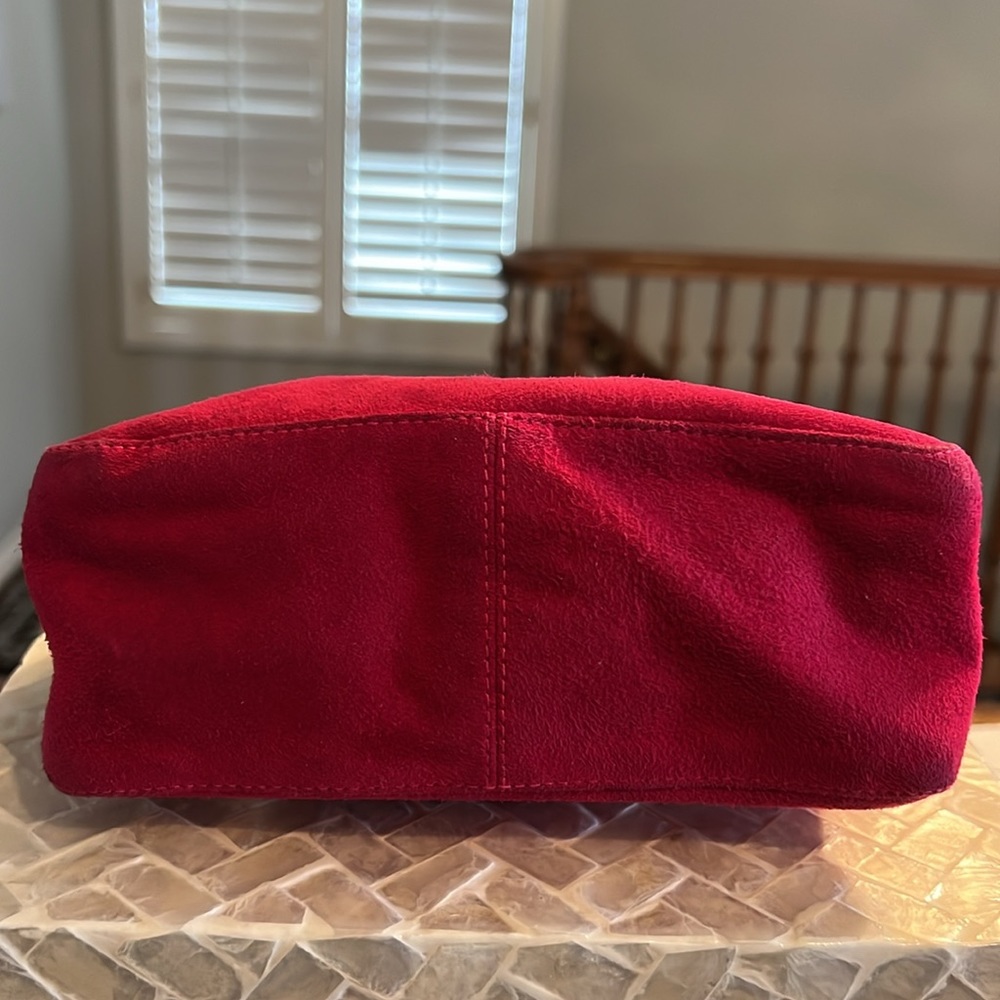 💸FLASH SALE💸FENDI Vintage Mini Suede Baguette in Pink - Picture 5 of 13